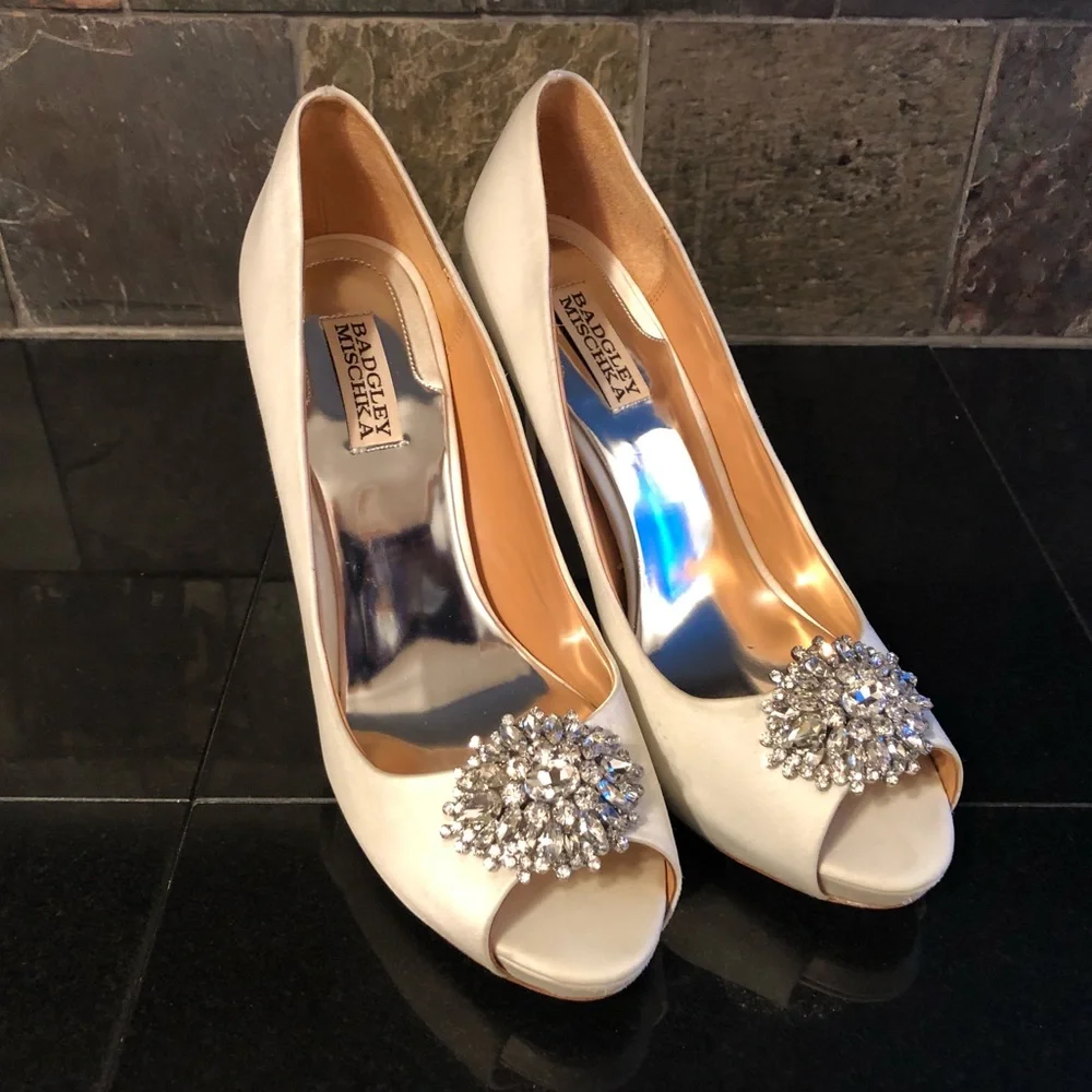 Badgley Mischka ivory satin rhinestone peep toes - Picture 1 of 12